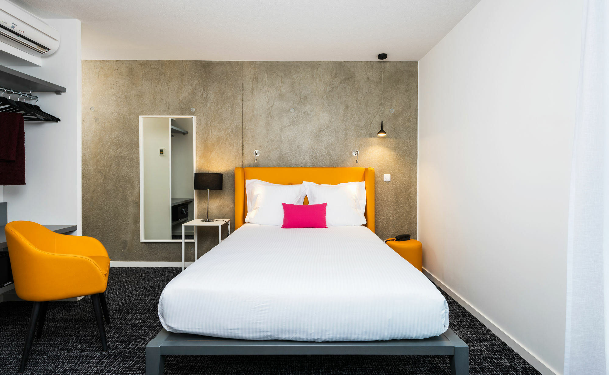 Teneo Apparthotel Talence - Espeleta Exterior photo